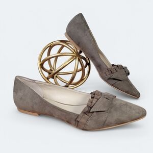 Mia Jeanette Faux Suede Pointed Toe Flats Size 8 Casual Comfy